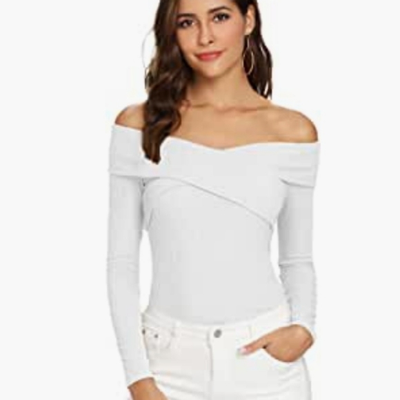 Off the shoulder white top - Picture 1 of 1